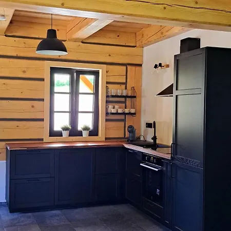 Vapenka V Prirodnim Parku Adrspassko-teplicke Skaly, Kapacita 20 Osob *